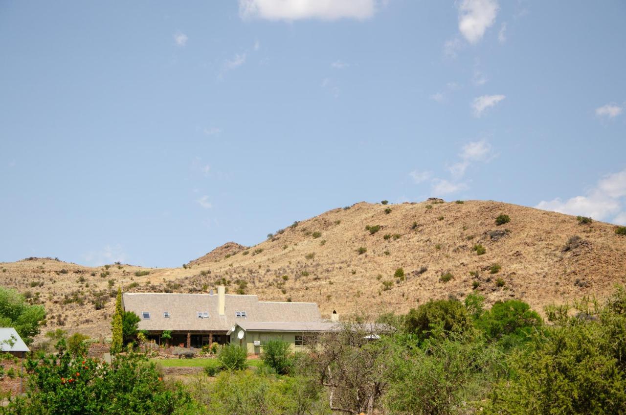 Desert Dew Guest House Hutchinson Екстериор снимка